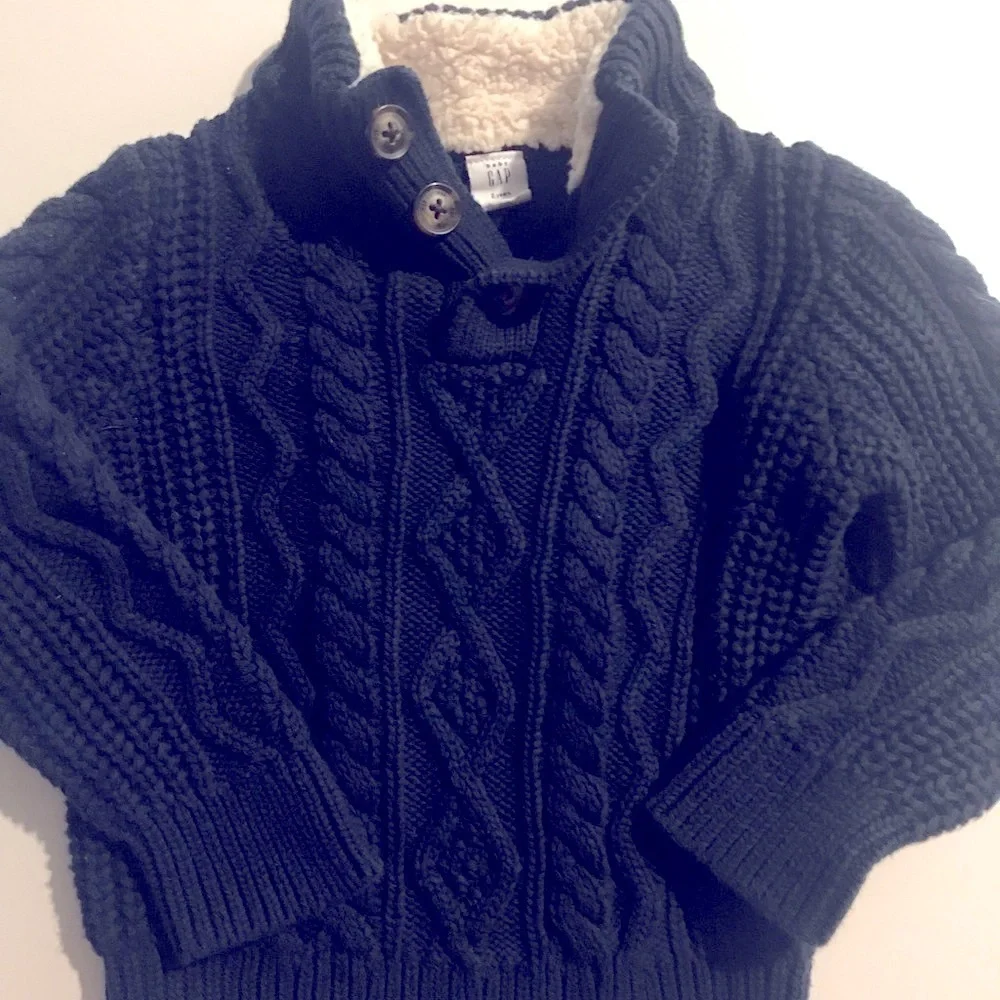 Baby Gap size 2T navy pullover sweater fleece collar